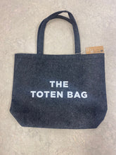 Last inn bildet i Galleri-visningsprogrammet, The Toten Bag